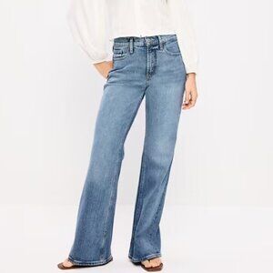 Old Navy Mid Rise Loose Bootcut Jeans Never Worn size 8 Medium Wash